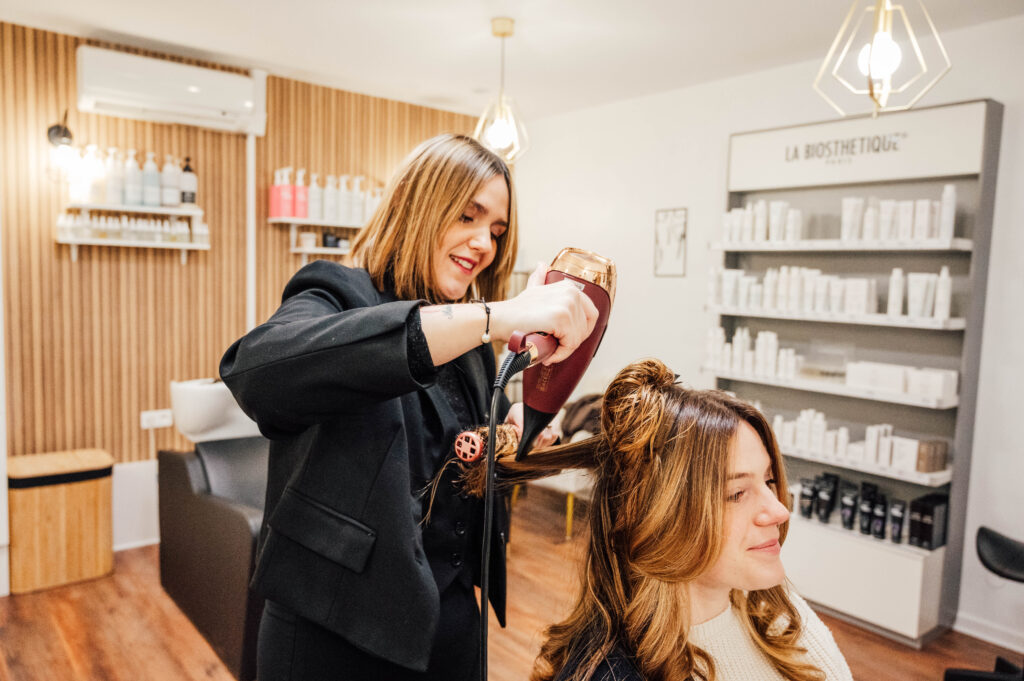 Brushing Coignières : sublimez chaque occasion avec Studio Beauté Anaïs. Un résultat sur-mesure